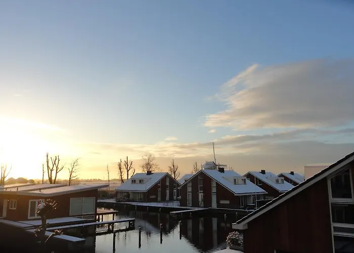 Uniekappart アパート Uitgeest