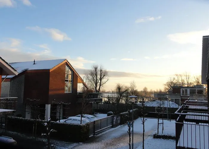 Uniekappart アパート